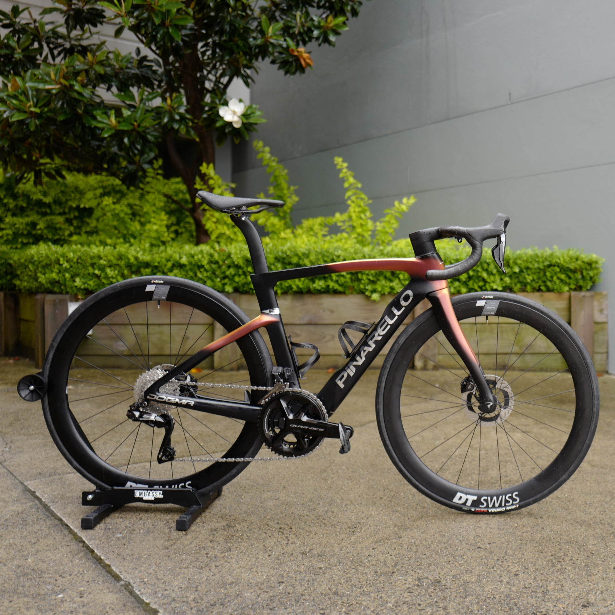 Dream Builds 05 | Pinarello Dogma F 2025 Luxter Red Gold